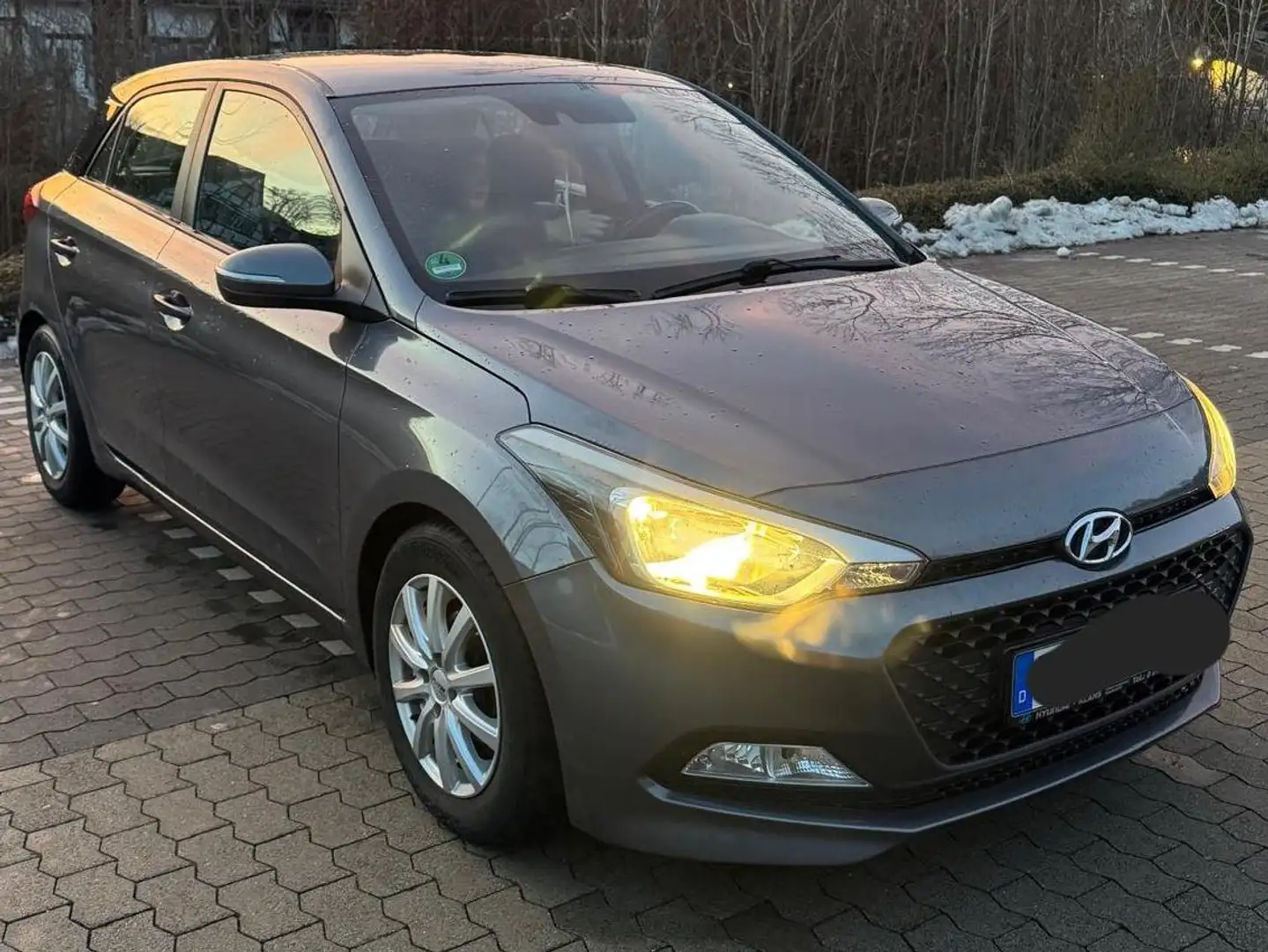 Hyundai i20 YES! Grau - 2