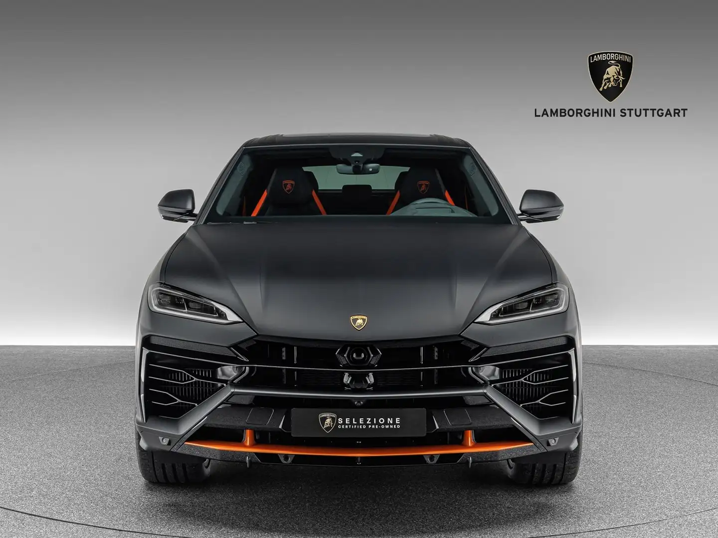 Lamborghini Urus SE Schwarz - 2