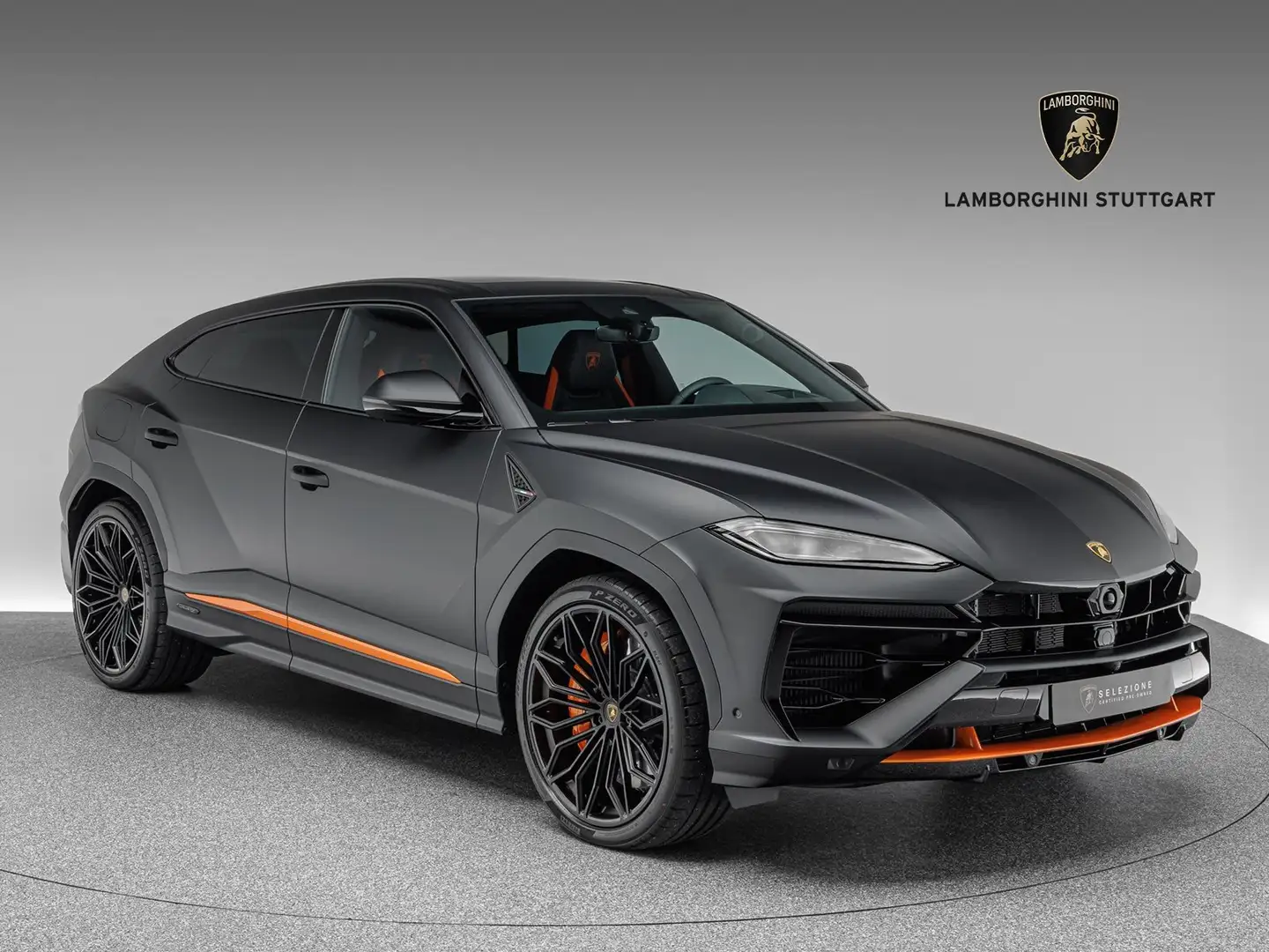 Lamborghini Urus SE Schwarz - 1