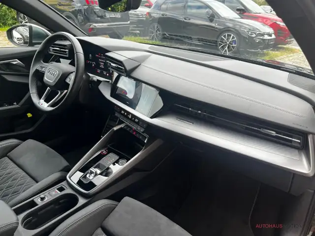 Audi S3 view 15