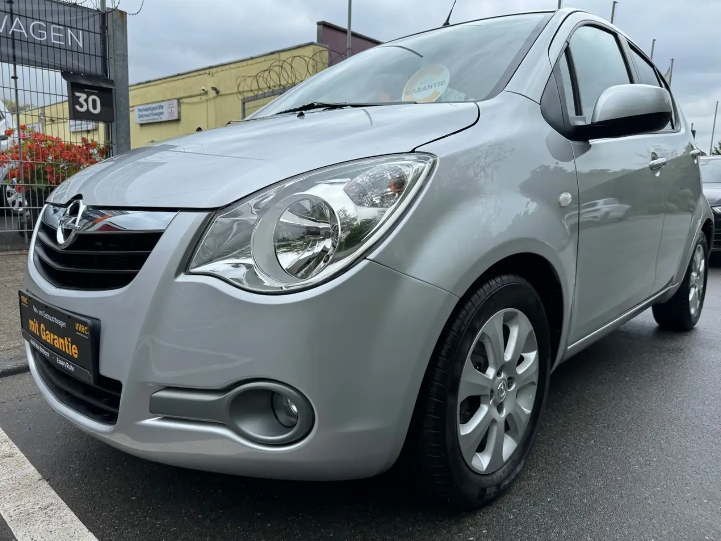 Opel Agila Automatik KlimaTÜV/ServiceNeuGarantie15TKM Gümüş rengi - 1