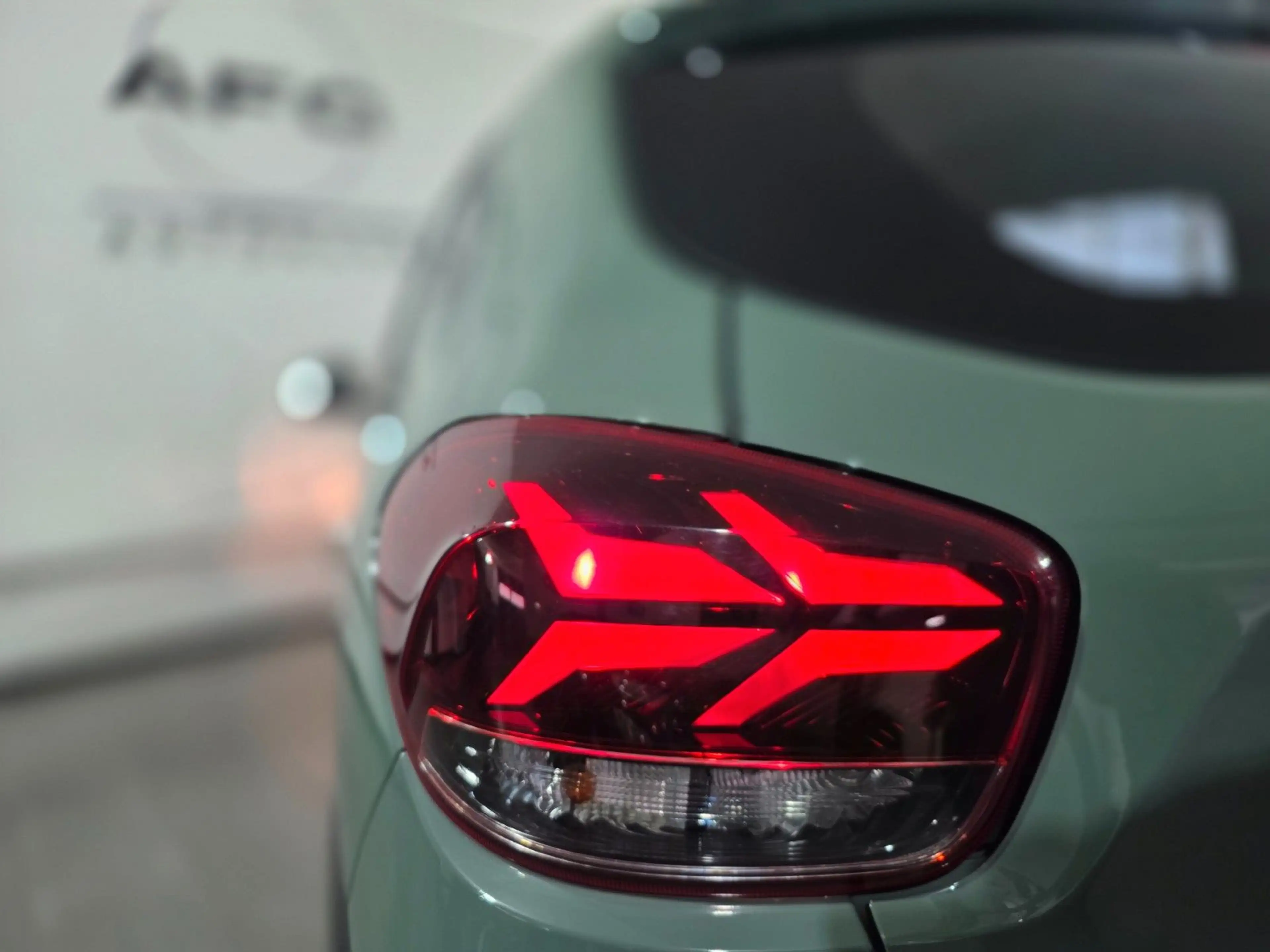 Dacia Spring Electric Essential — photo 10