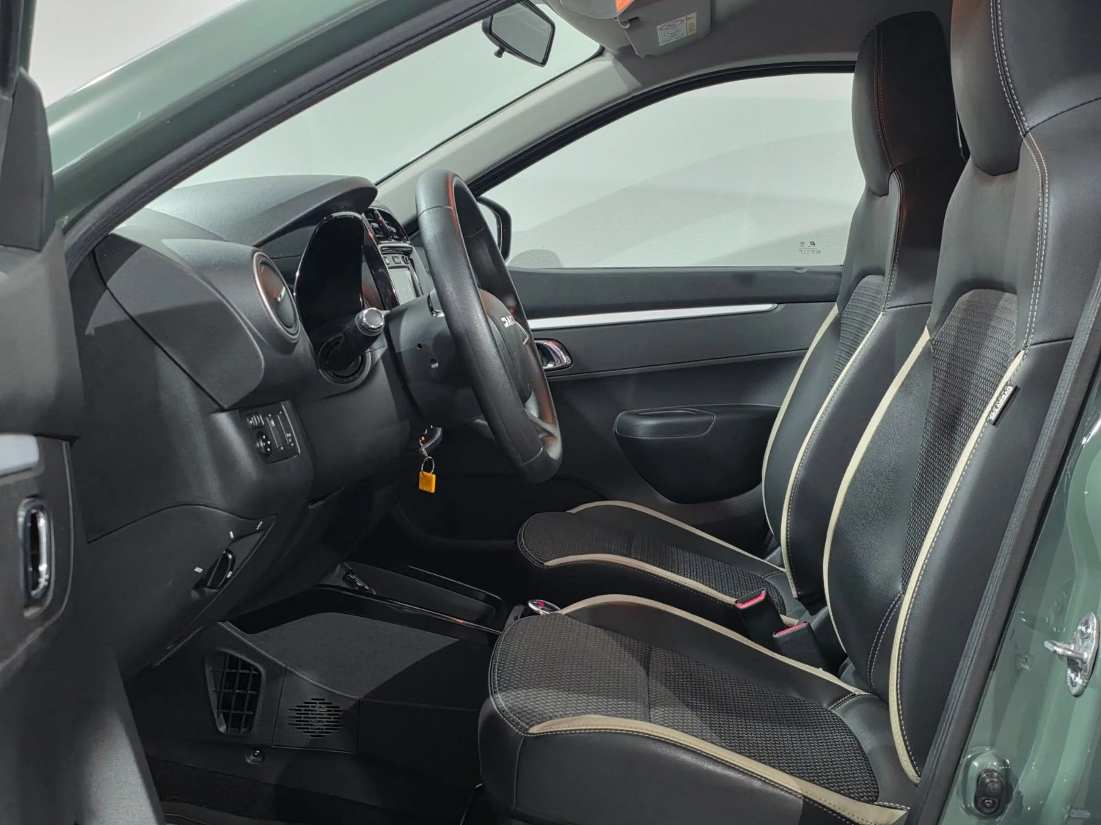 Dacia Spring Electric Essential — photo 13