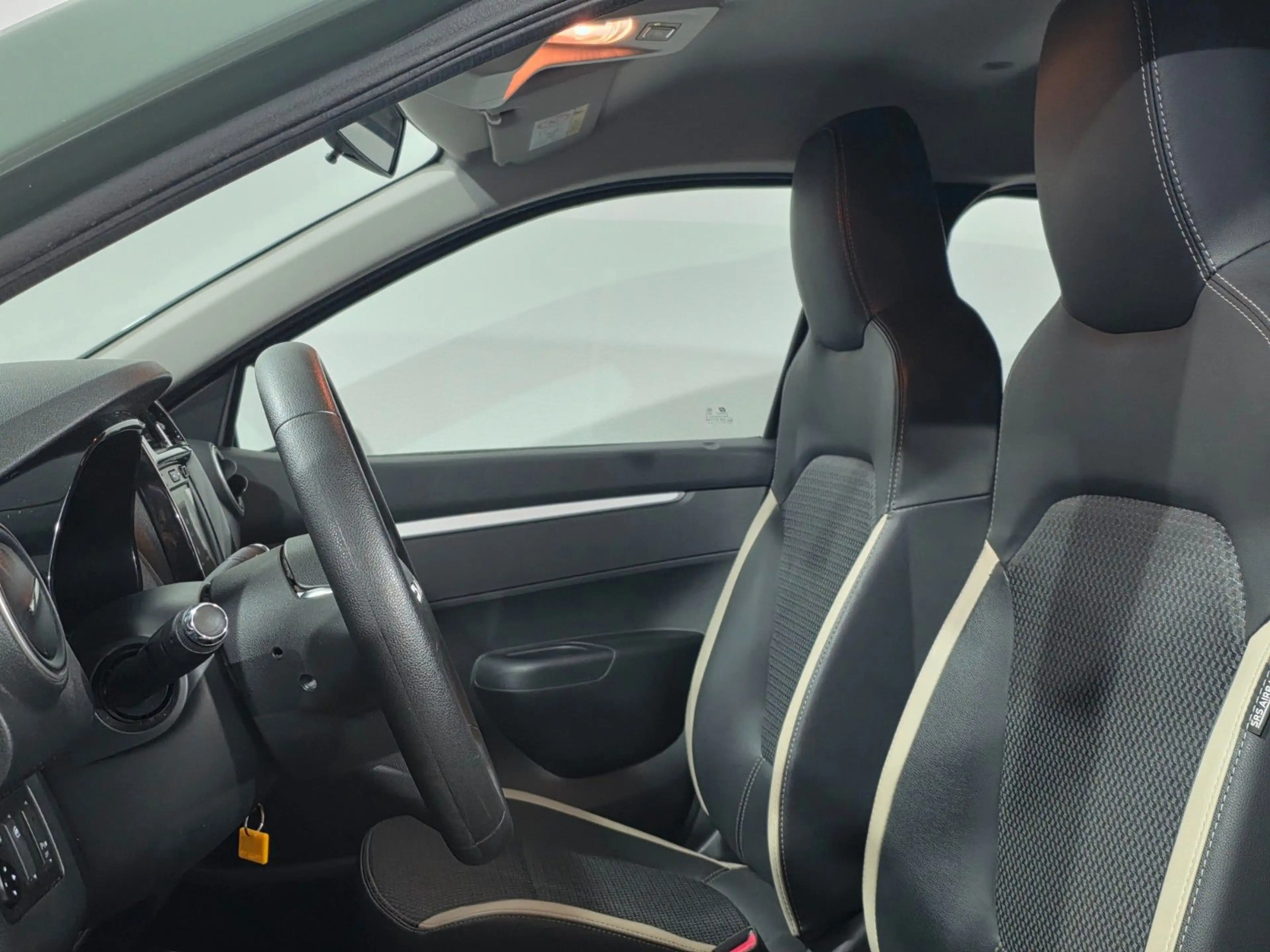 Dacia Spring Electric Essential — photo 14