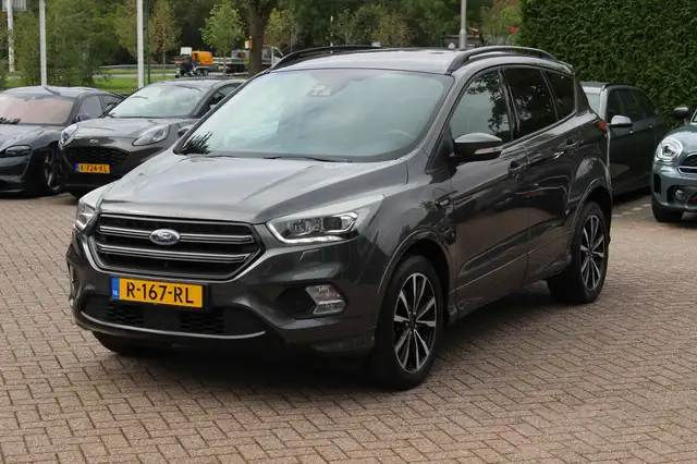 Ford Kuga view 6