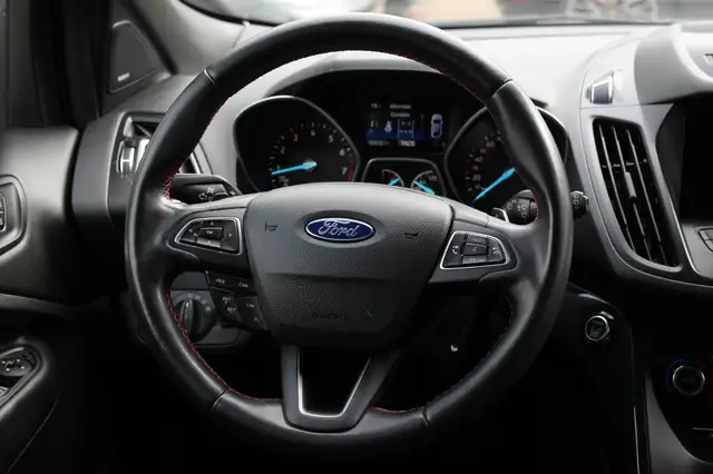 Ford Kuga view 16