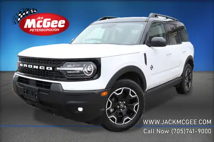 White 2025 Ford Bronco Sport Outer Banks AWD SUV / Crossover All-Wheel Drive 8-Speed Automatic