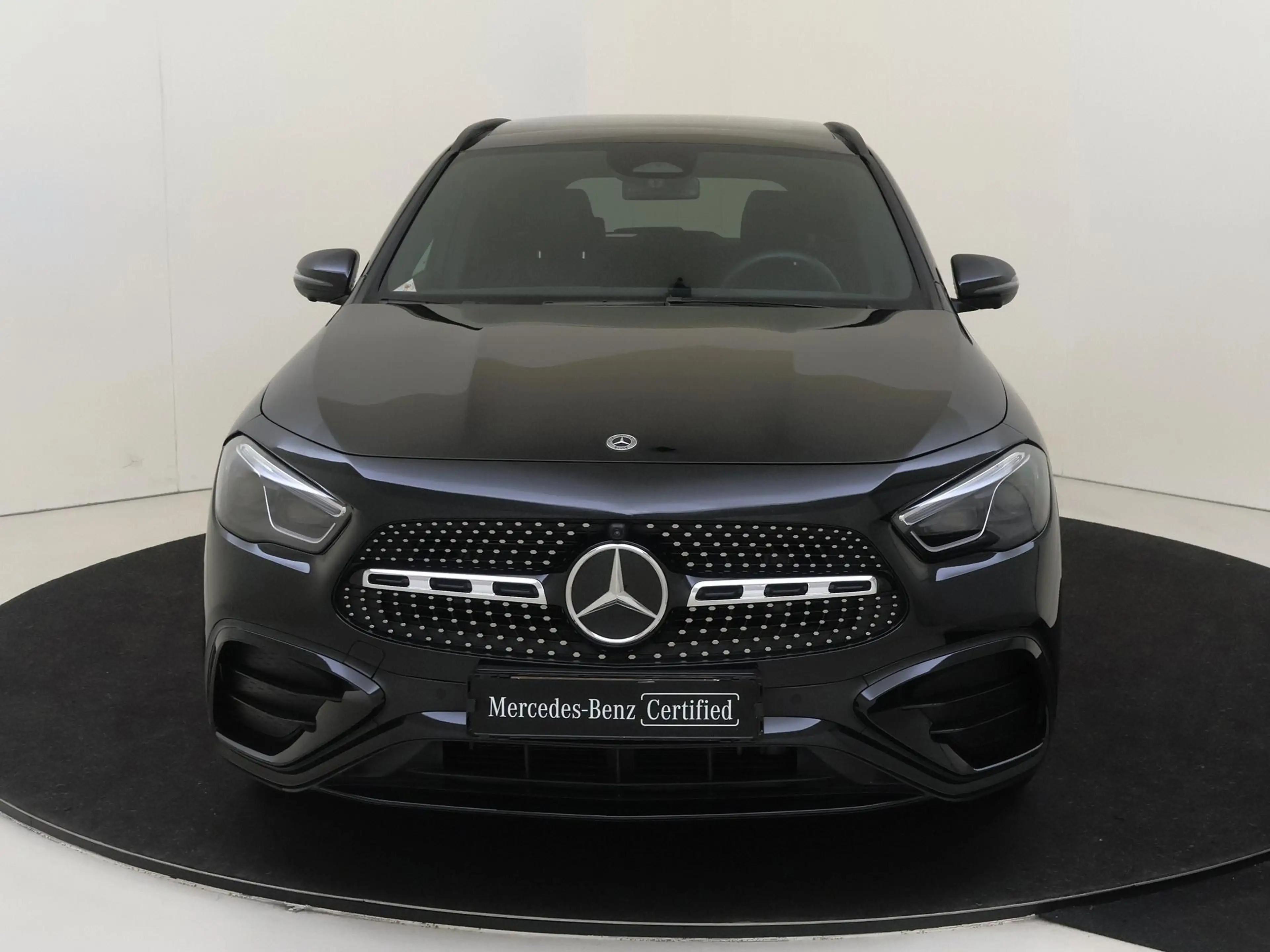 Mercedes-Benz GLA 180 AMG Line Premium Plus /Panoramadak /Memory /HUD /3 — photo 7