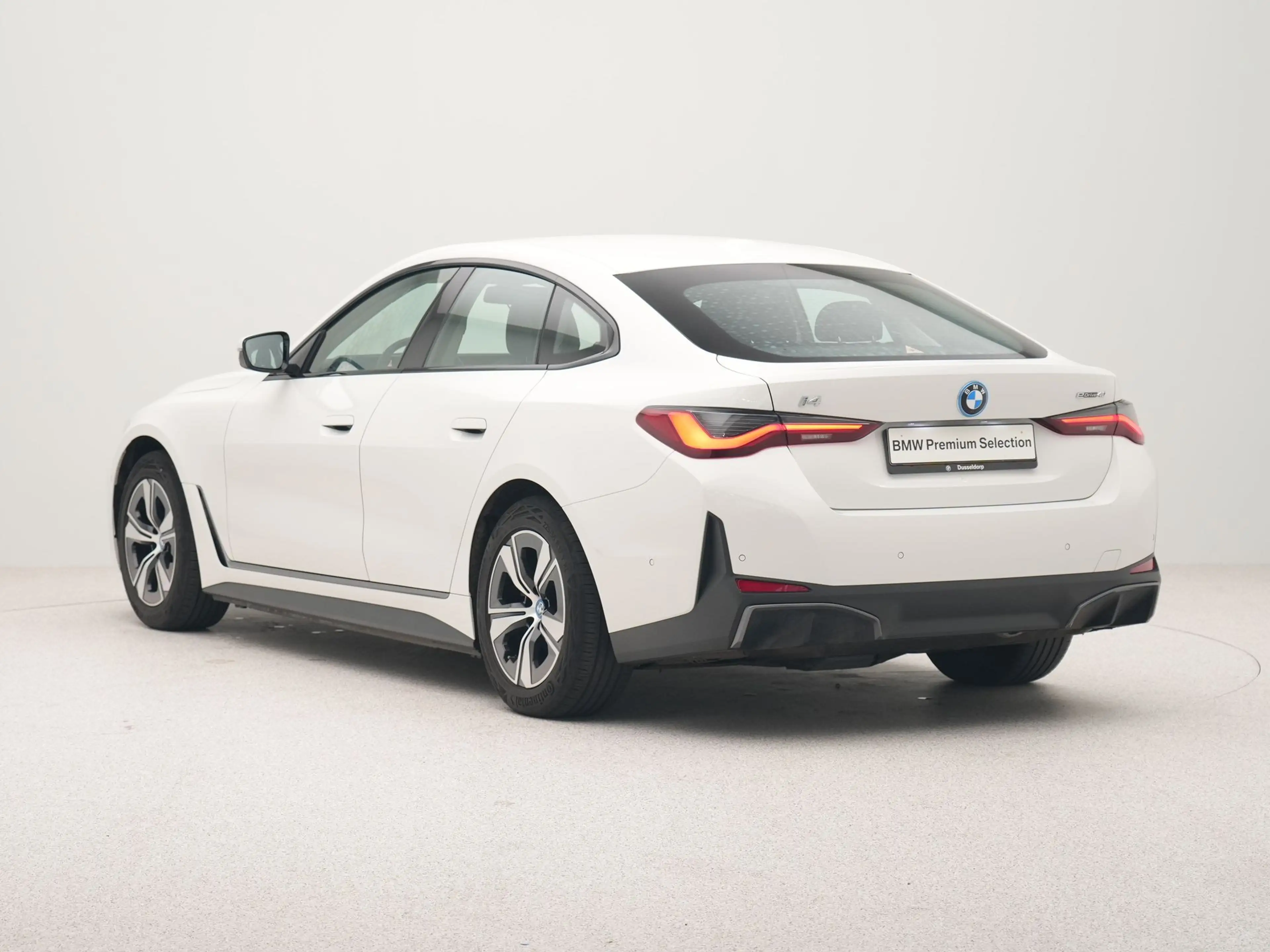 BMW i4 eDrive40 High Executive 84 kWh — photo 7