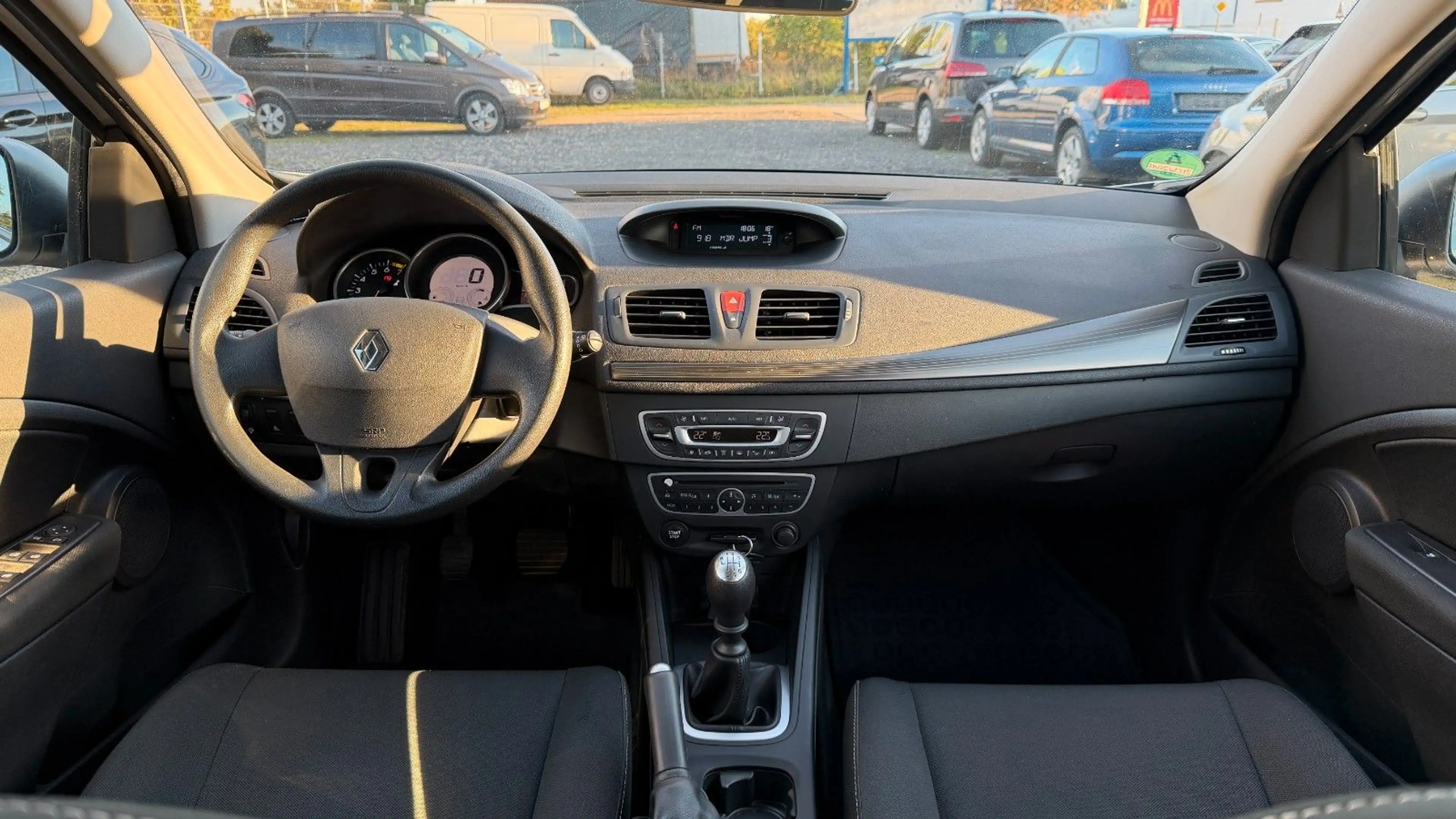 Renault Megane Expression 2-Hand Scheckheft SR+WR — photo 11