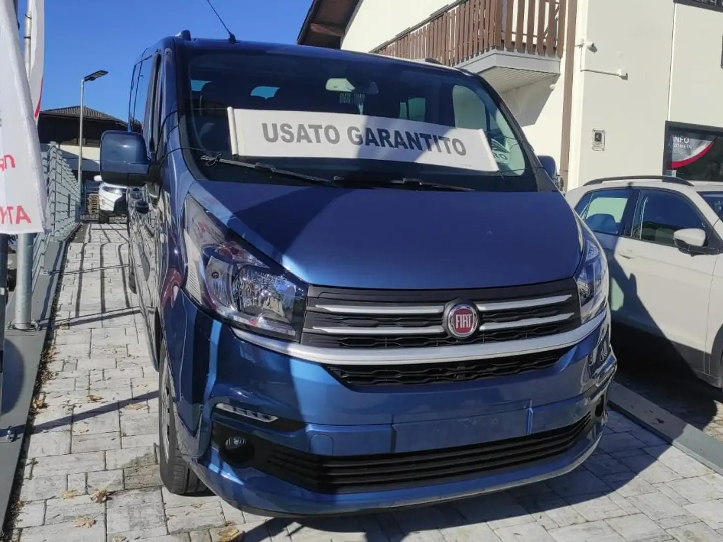 Fiat Talento 2.0 MJT 145CV MANUALE 9 POSTI LUNGO Albastru - 1