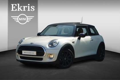 MINI Cooper 3-Deurs / 17'' LM Velgen / Schuif- kanteldak / Led