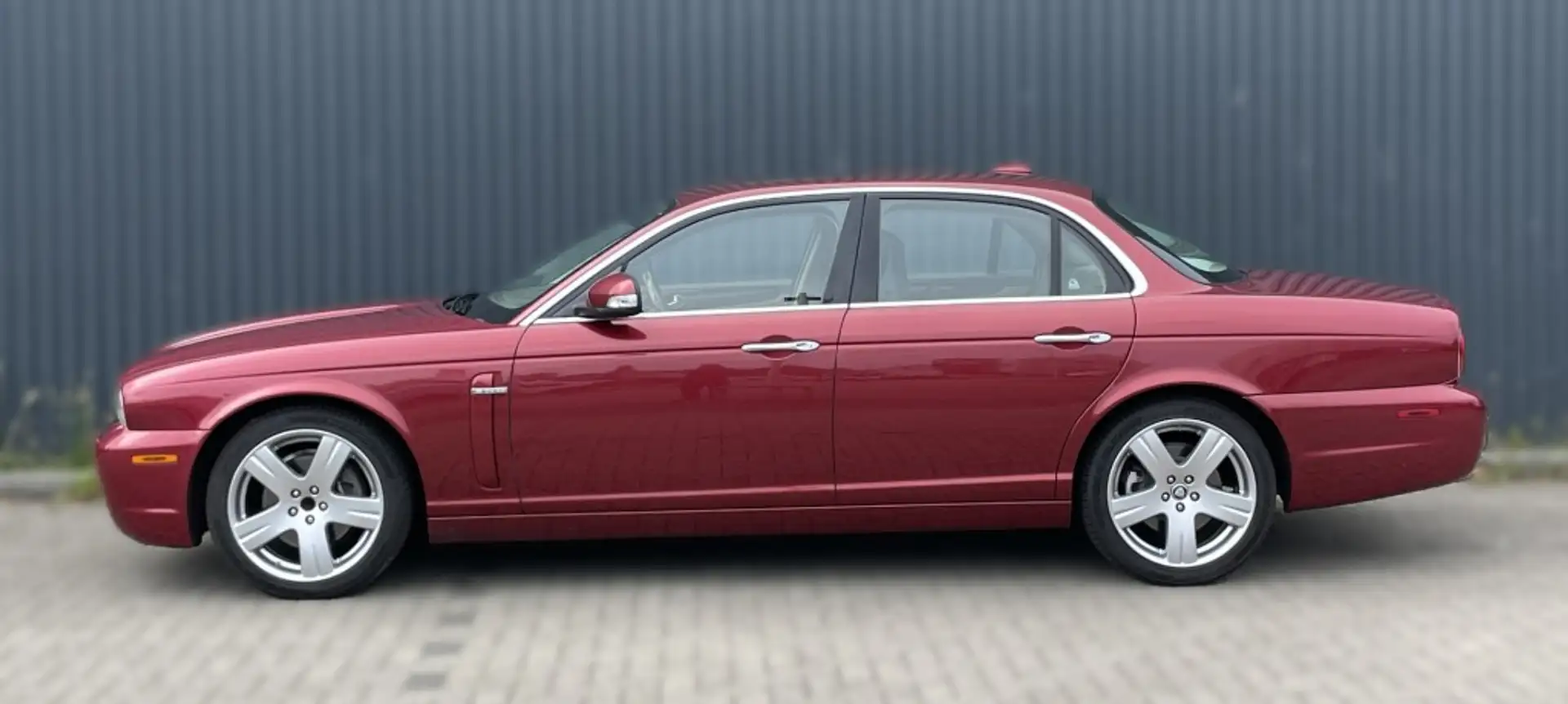 Jaguar XJ8 4.2 V8 Roşu - 2