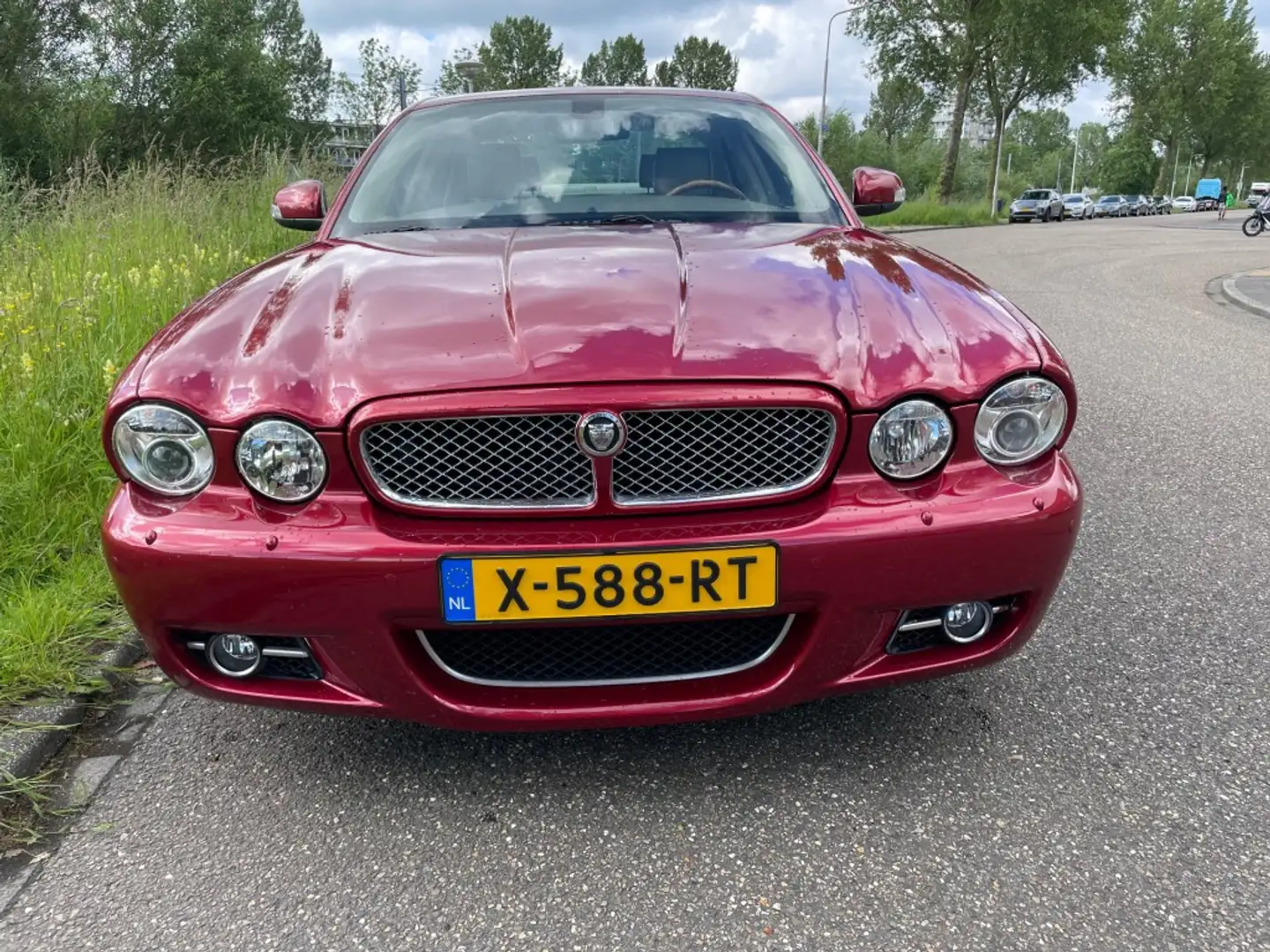 Jaguar XJ8 4.2 V8 Roşu - 2