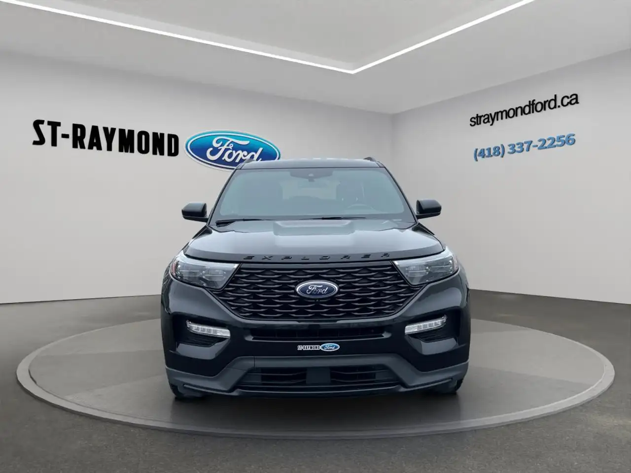 Ford Explorer снимка Ford Explorer