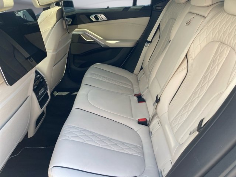 BMW X6 M50i G06 N63 — photo 12