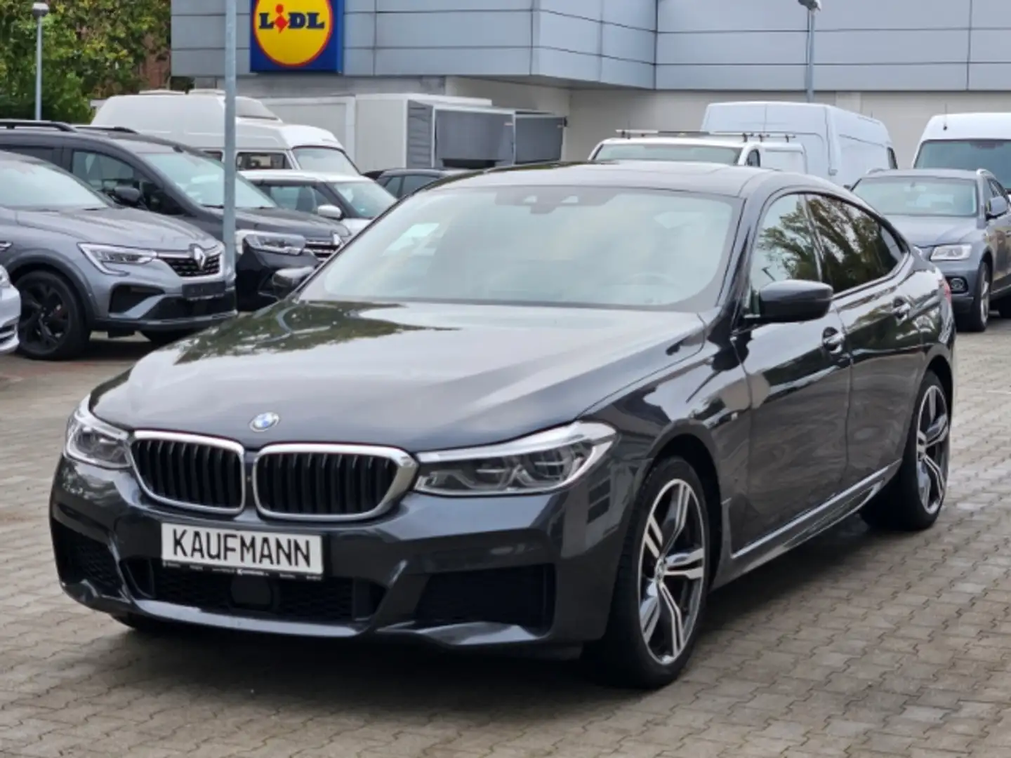 BMW 640 Gran Turismo d xDrive M Sport Grau - 1