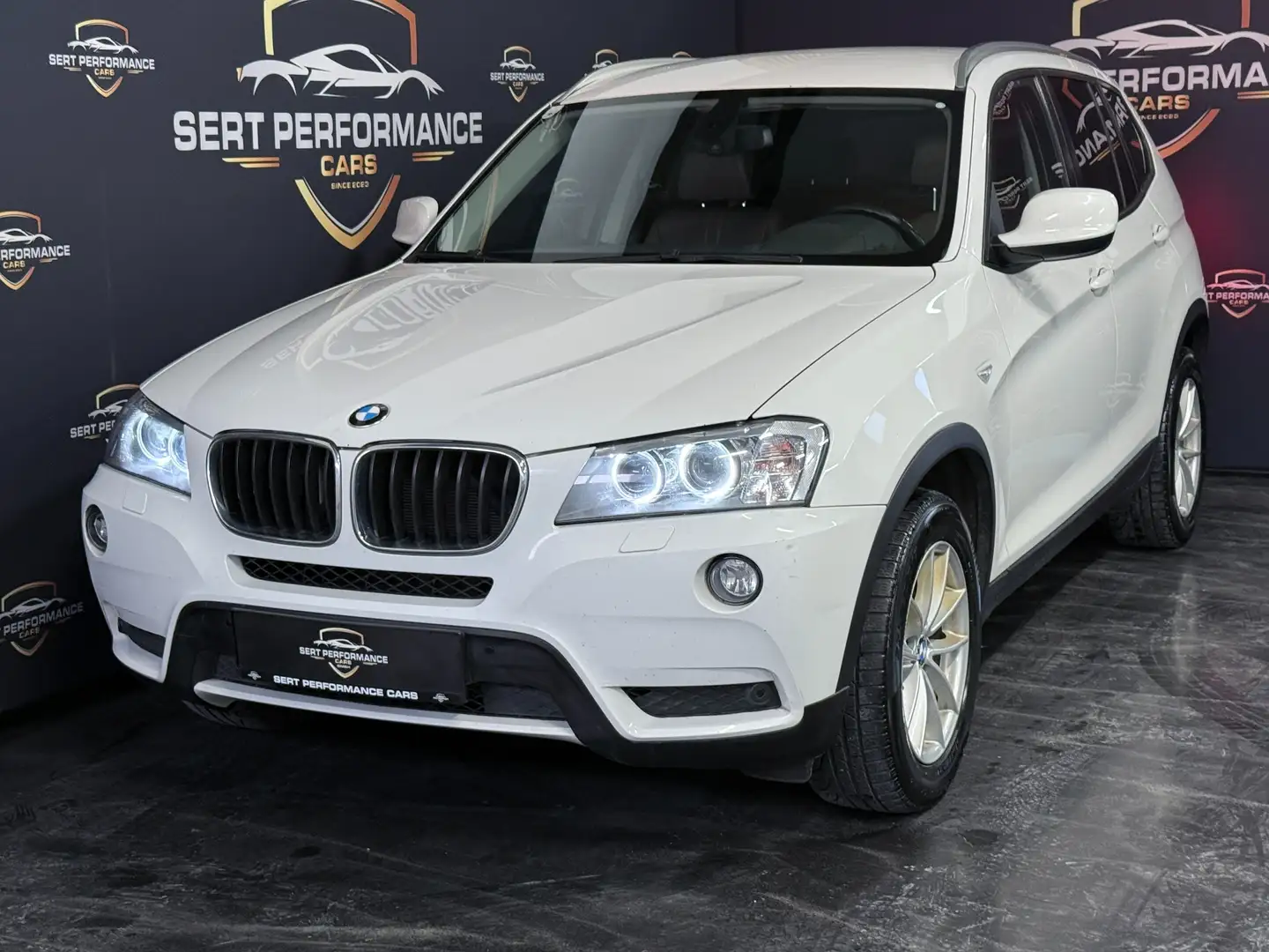 BMW X3 xDrive 20 d Weiß - 2