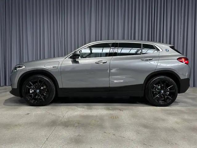 BMW X2 view 2