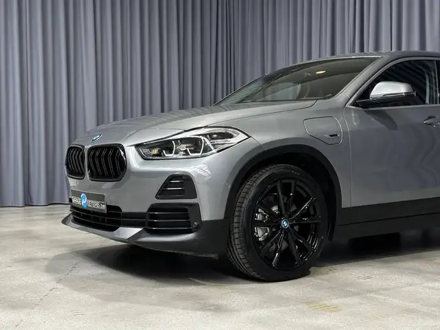 BMW X2 view 8