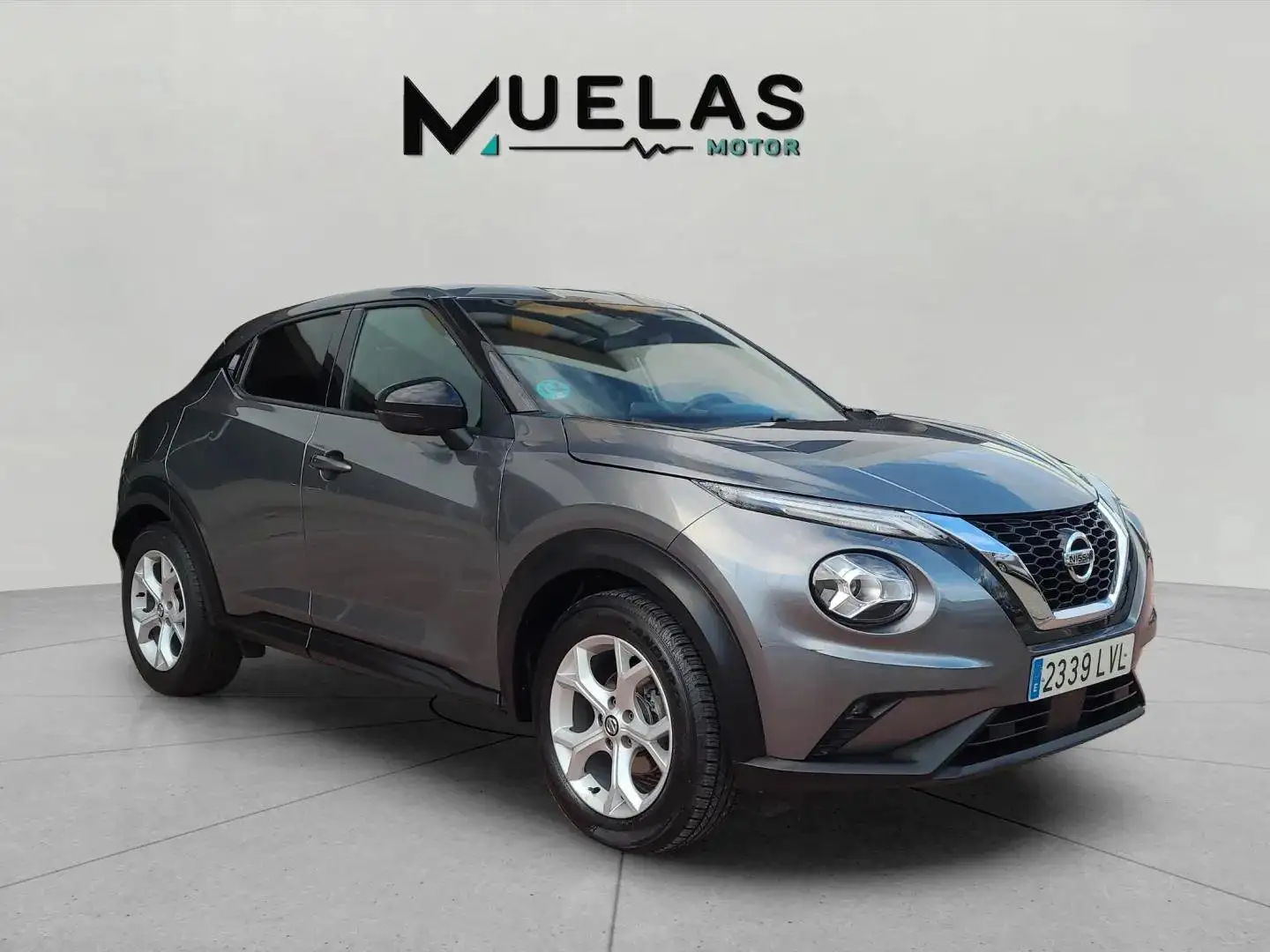 Nissan Juke 1.0 DIG-T N-Connecta 4x2 DCT 7 114 Gris - 1