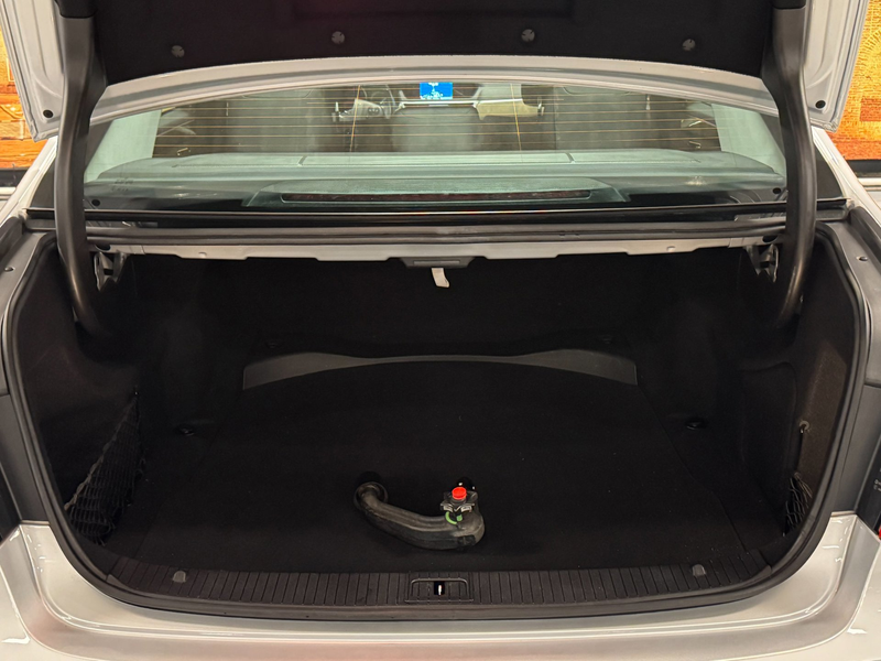 Mercedes-Benz E 350 CGI Elegance Automaat Leer Xenon — photo 18