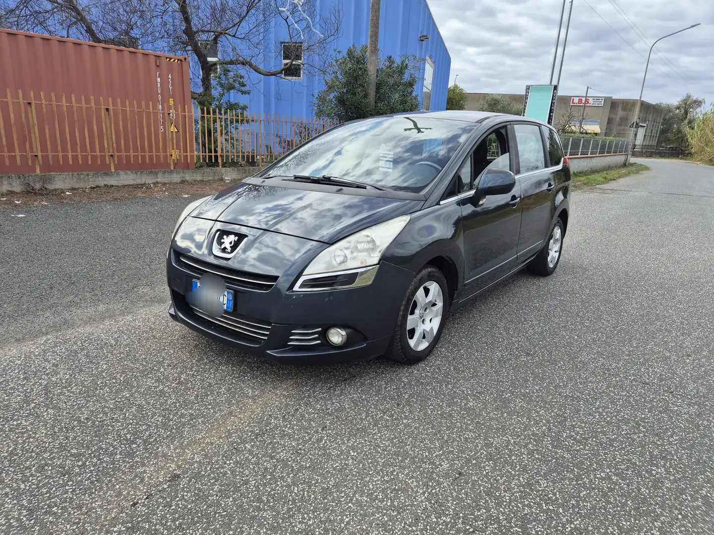 Peugeot 5008 1.6 hdi 8v Family 112cv - 1