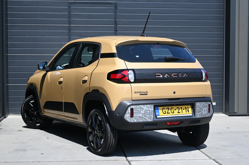 Dacia Spring Extreme 65 26.8 kWh | CAMERA | NAVI | CRUISE CONTR — photo 8