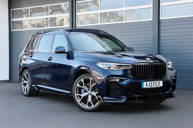 Bmw X7 xDrive40i M/HUD/360/SHZ/LHZ/PANO/TOTW/SPUR/22