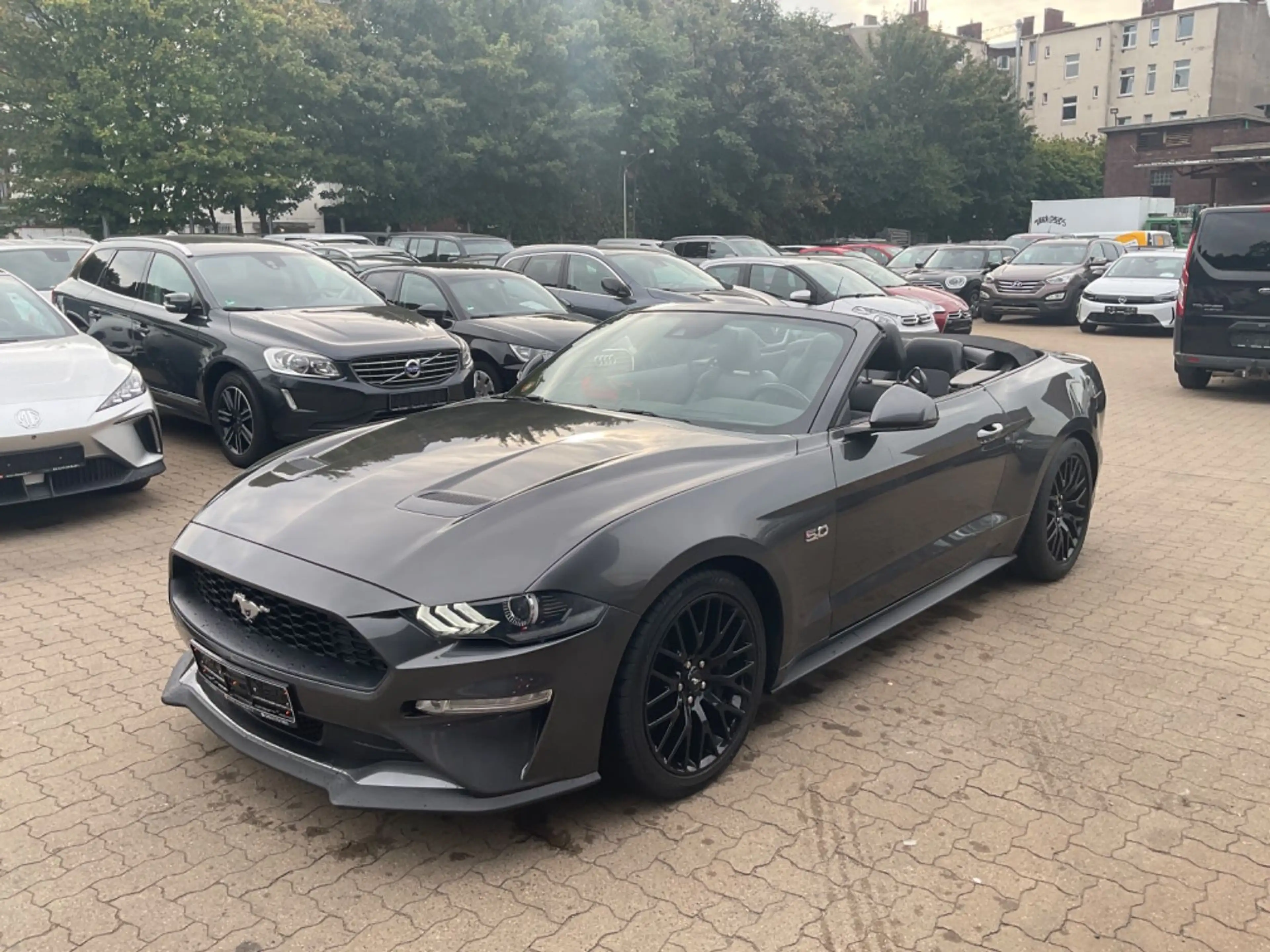 Ford Mustang GT Cabrio TÜV 05.2028 — photo 14