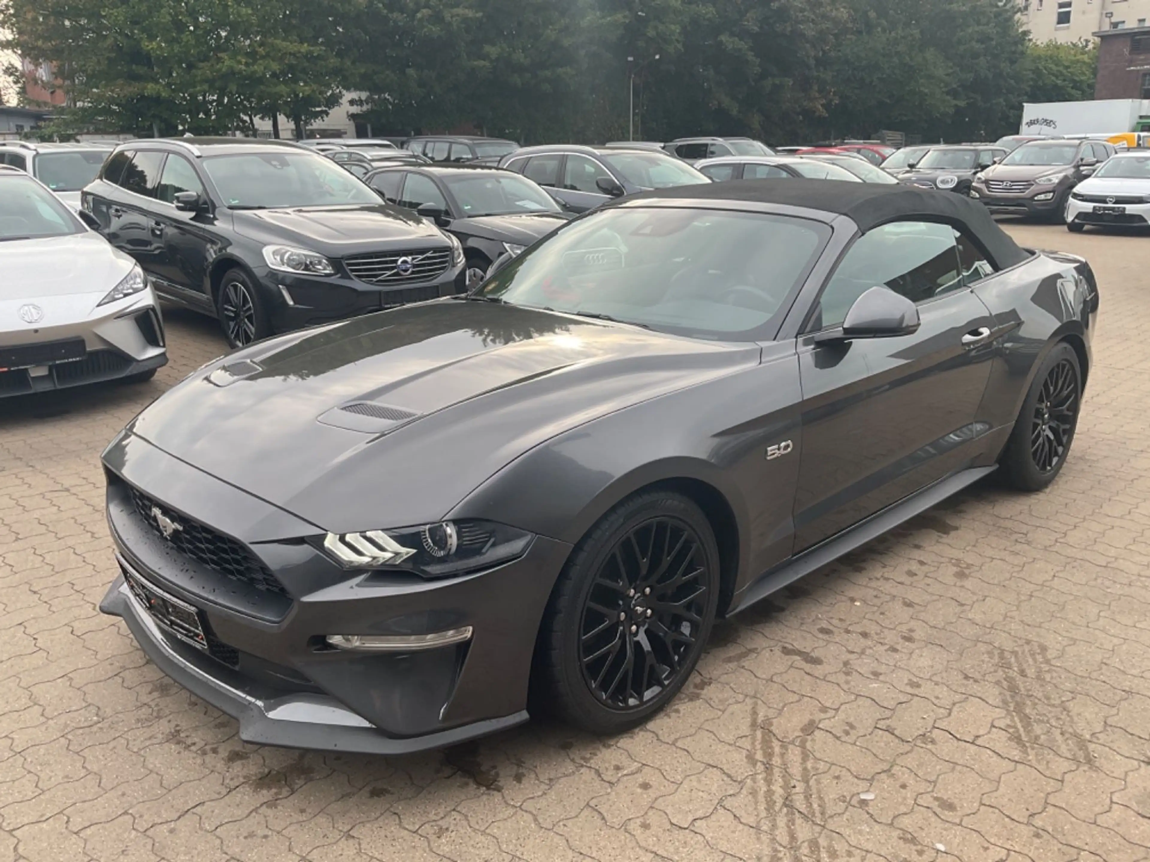 Ford Mustang GT Cabrio TÜV 05.2028