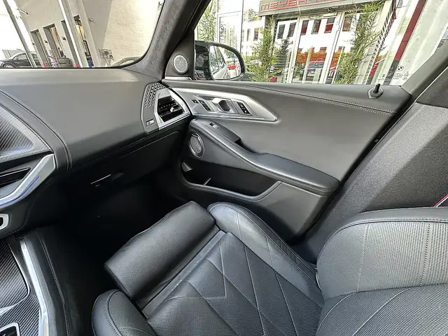 BMW XM Aut. / AHK / Soft Close / Bowers Wilkins / 23" ... Ansicht 33