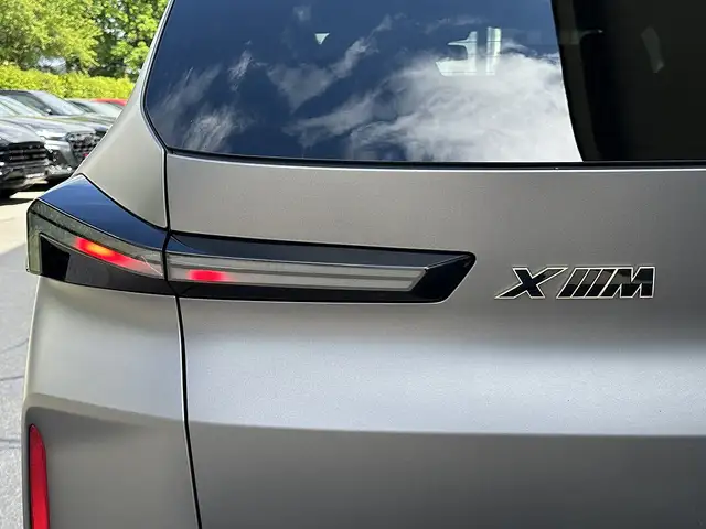 BMW XM Aut. / AHK / Soft Close / Bowers Wilkins / 23" ... Ansicht 12