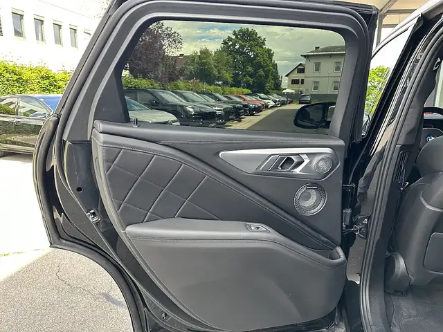 BMW XM Aut. / AHK / Soft Close / Bowers Wilkins / 23" ... Ansicht 15