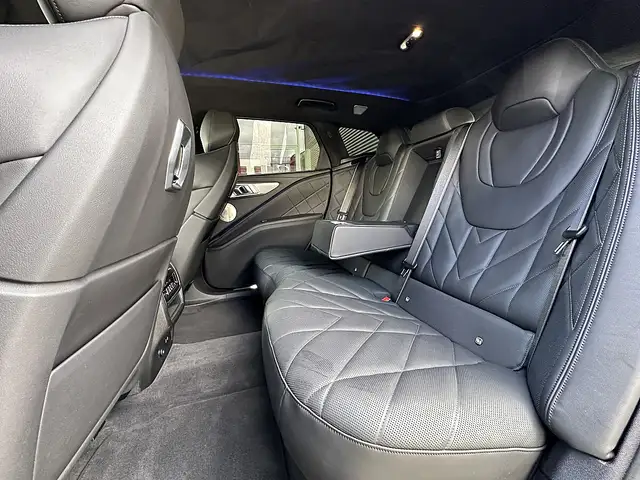 BMW XM Aut. / AHK / Soft Close / Bowers Wilkins / 23" ... Ansicht 18