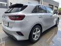 Kia Ceed / cee'd ceed 1,6 CRDi ISG Gold DCT Grau - thumbnail 5