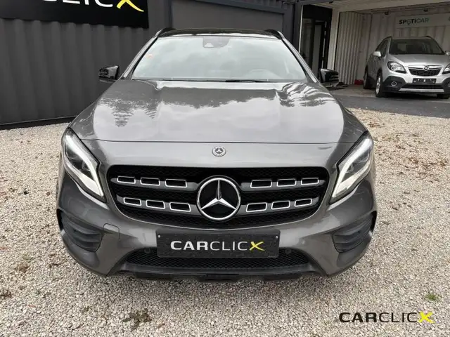 Mercedes-Benz Gla view 8