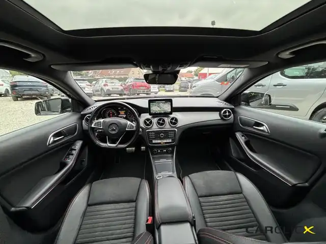 Mercedes-Benz Gla view 13