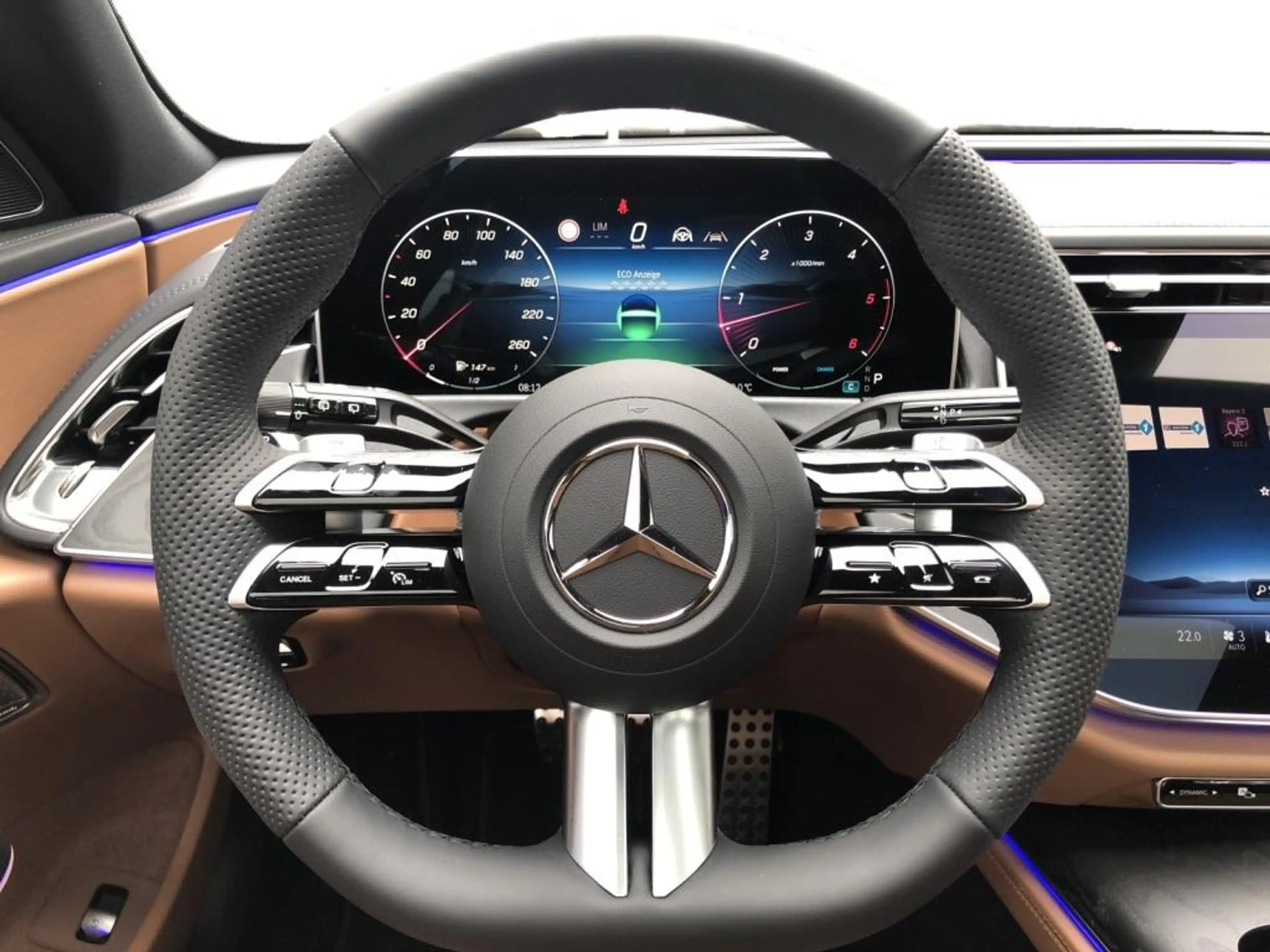 Mercedes-Benz E 450 d 4MATIC T-Modell AMG+MBUX+Burm+Night+AHK — photo 12