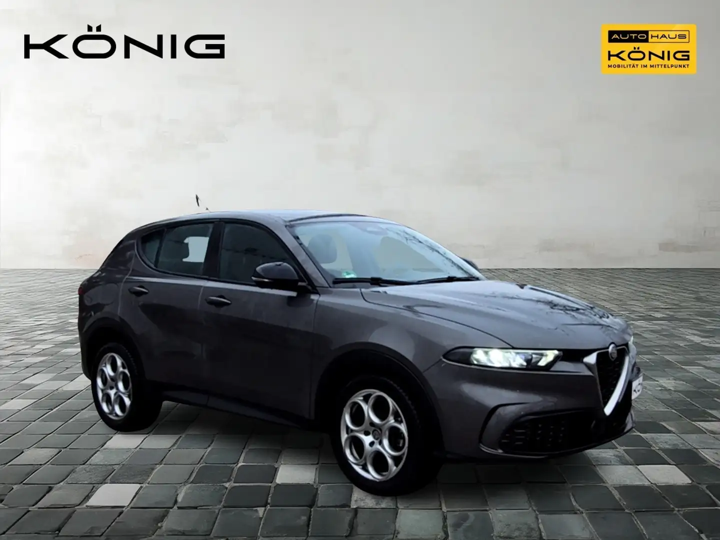 Alfa Romeo Tonale SUPER 1.5 T 48V Hybrid Klima Navi PDC Grau - 2