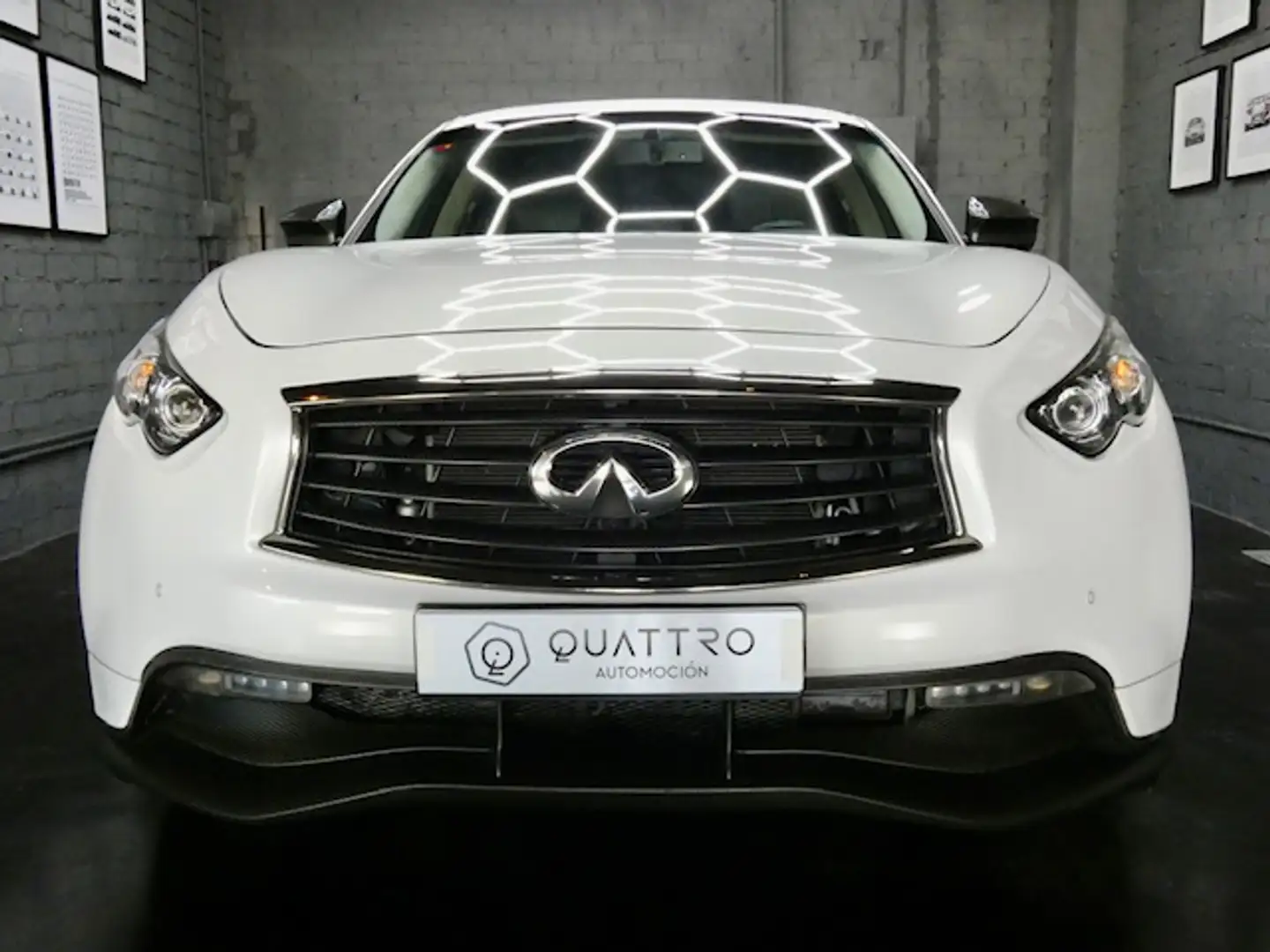 Infiniti FX FX50 Білий - 2