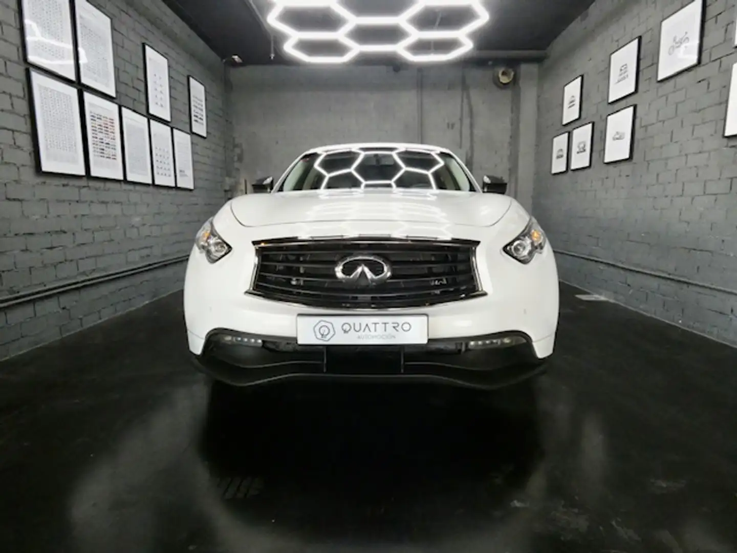 Infiniti FX FX50 Білий - 1