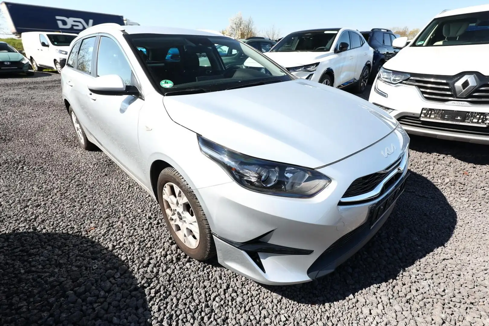 Kia Ceed SW / cee'd SW Sportswagon Vision 1.0 T-GDI 120 Nav Temp Kam P... Silber - 2