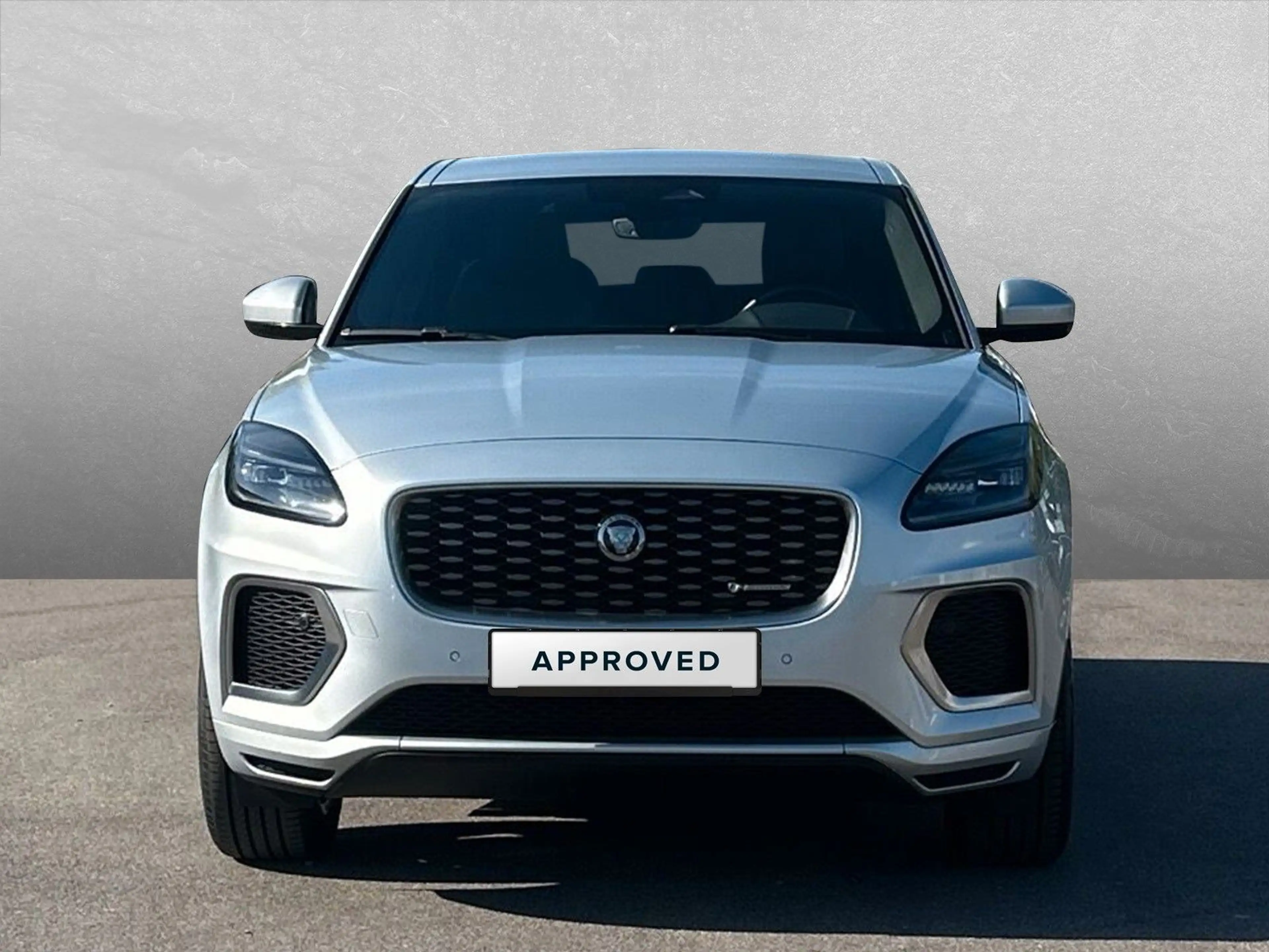 Jaguar E-Pace D200 AWD R-DYNAMIC SE AHK ACC LED — photo 7