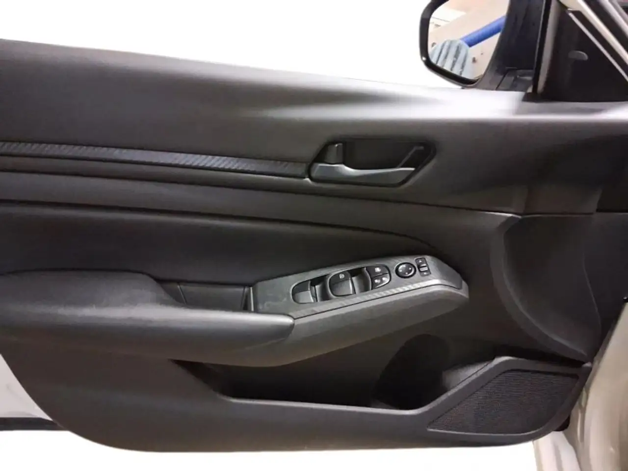 Nissan Altima снимка Nissan Altima