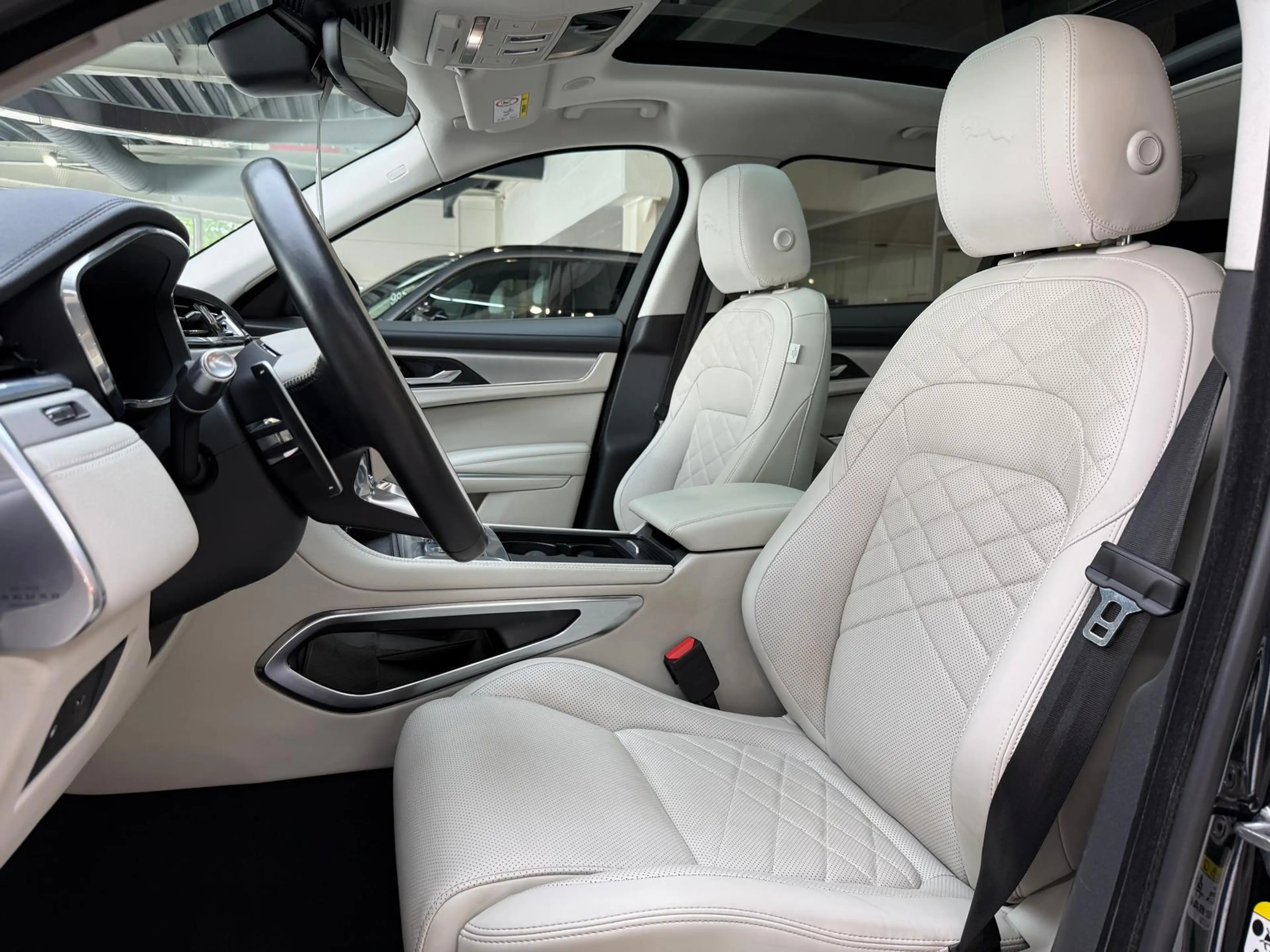 Jaguar F-Pace S AWD P400e*Pano*Massage*360*SitzKlima — photo 14