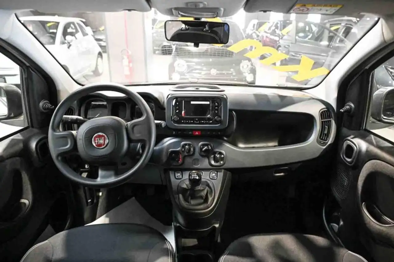Fiat Panda Hybrid 1.0 70cv 9