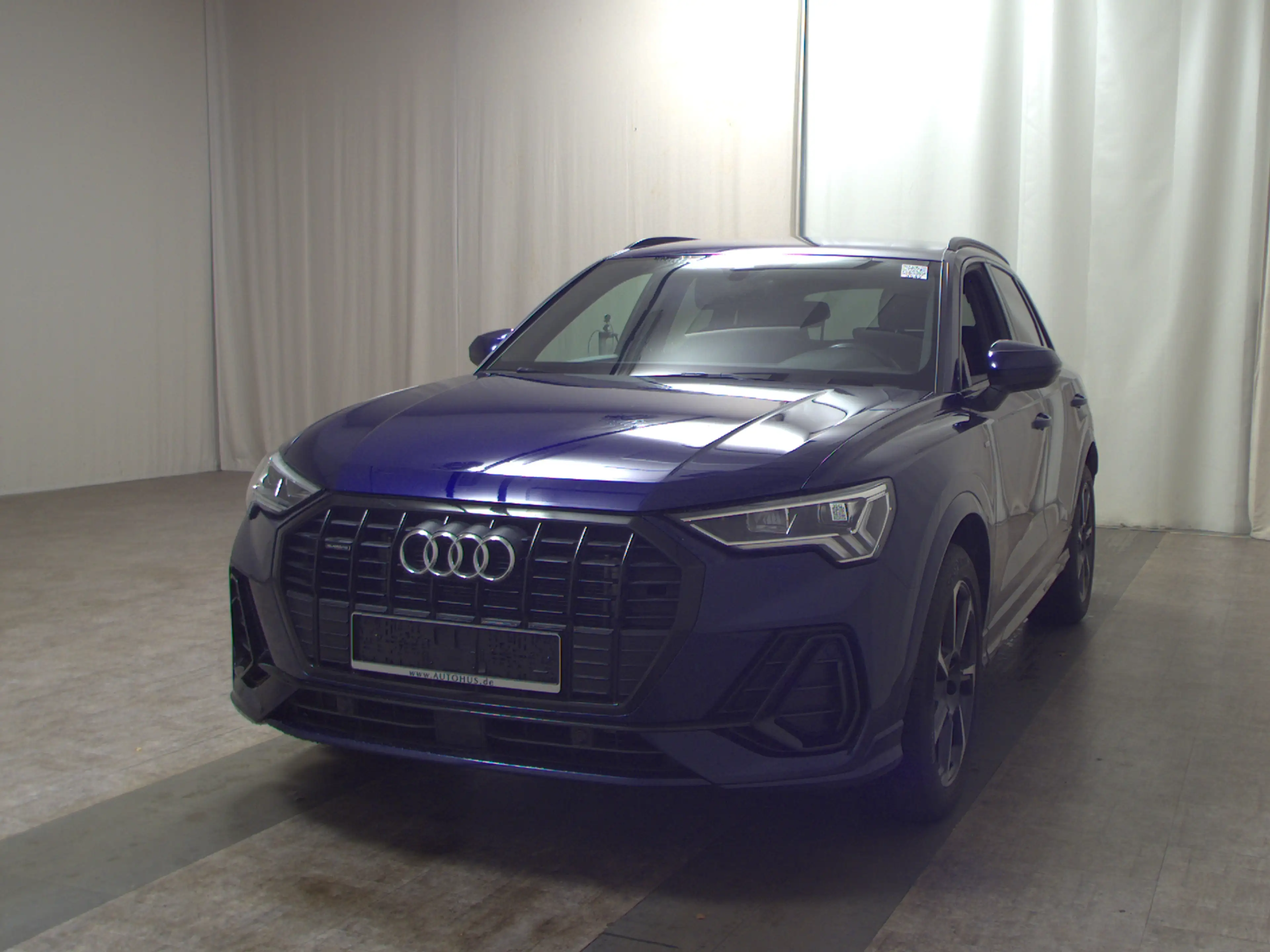 Audi Q3 40 TDI S-Line Leder Navi LED vc Shz AHK — photo 2