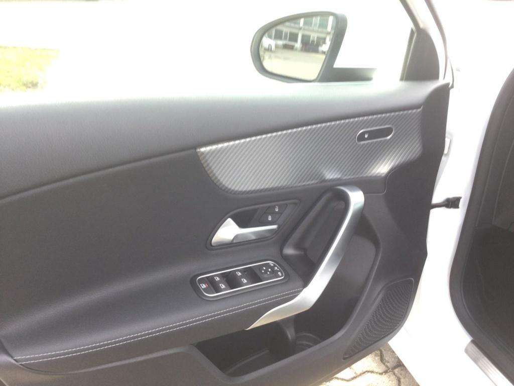 Mercedes-Benz A 220