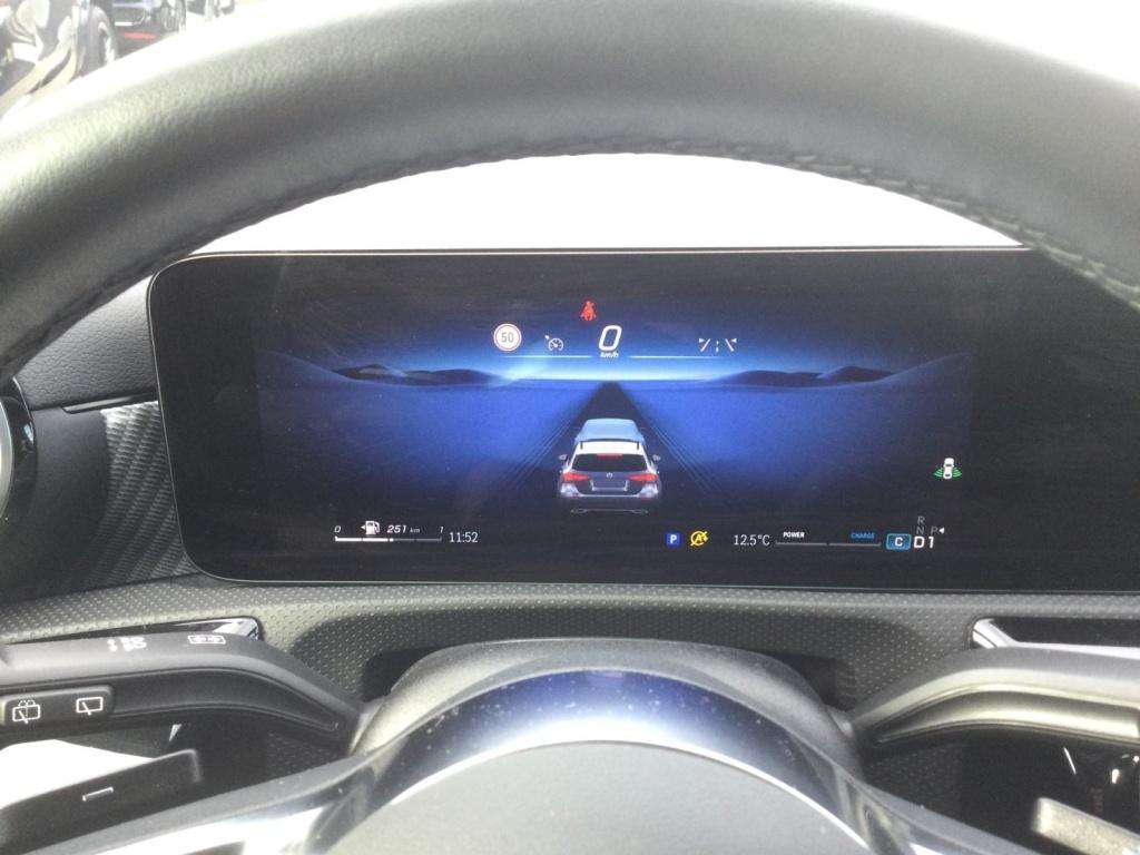 Mercedes-Benz A 220
